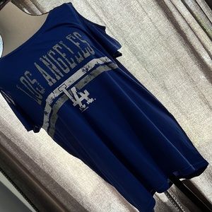 New L.A. Dodgers women shirt! XL size, loose fit!